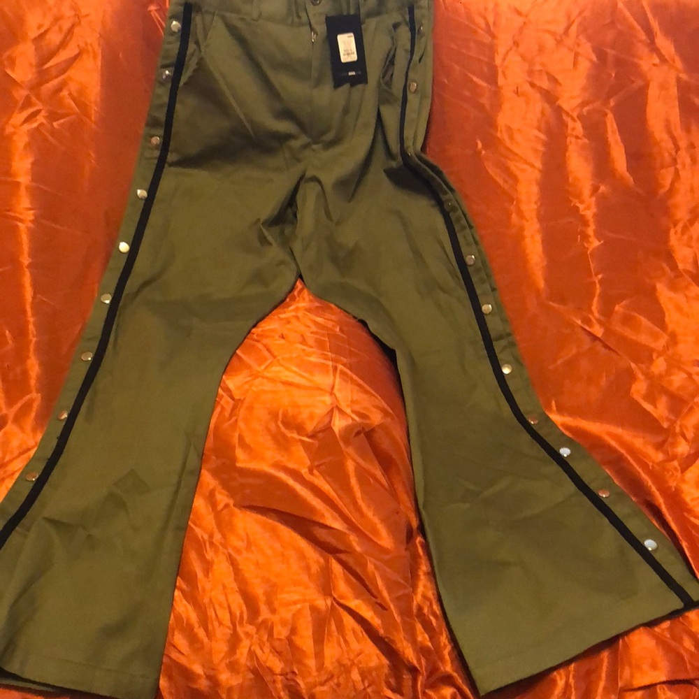 Snap Flare leg pants